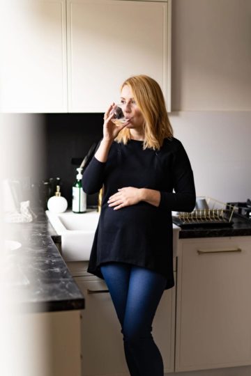 Tehotenská a dojčiaca tunika Mommy milk & love čierna